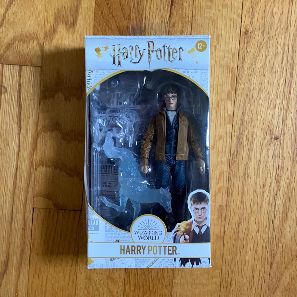 Harry Potter Figurine - Collectible NWT